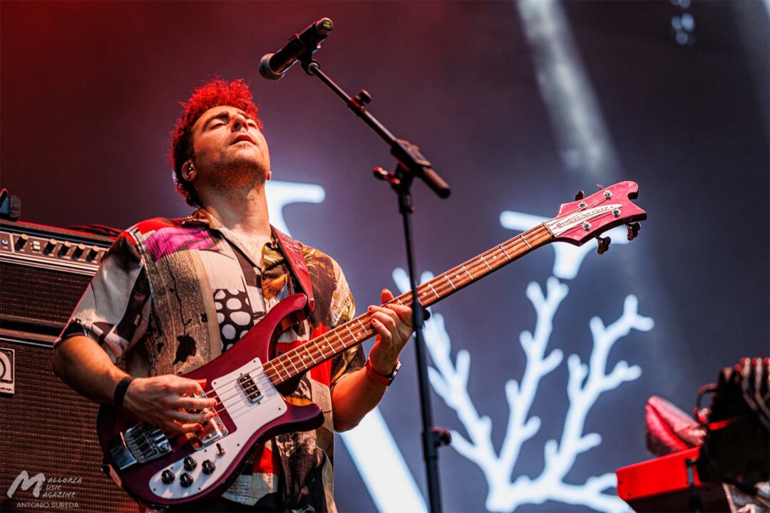 Love of Lesbian + Victoria Lerma en Felanitx · Mallorca Music Magazine