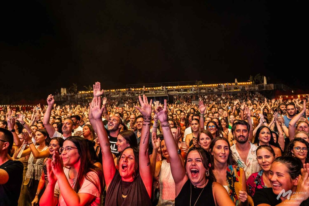 Mikel Izal + Morning Drivers en Es Jardí · Mallorca Music Magazine