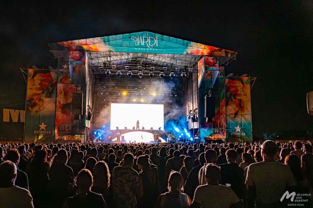 Mikel Izal + Morning Drivers en Es Jardí · Mallorca Music Magazine